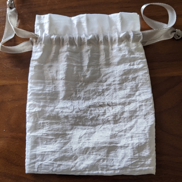 Guess Anchor Bracelet - Picture 2 of 5